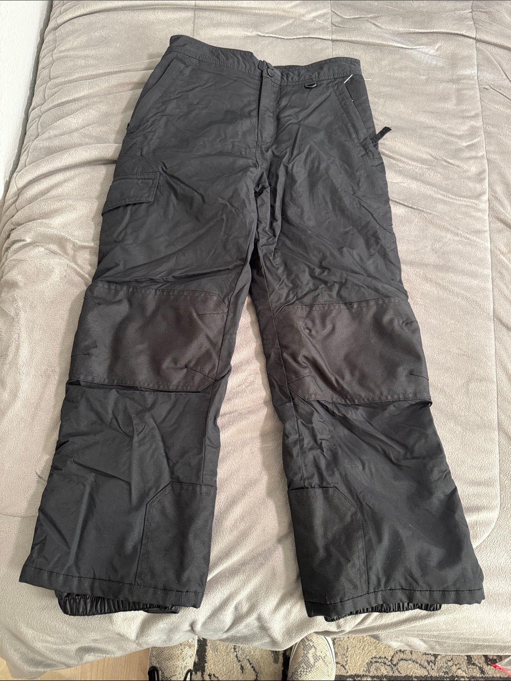 Slalom boys unisex Black Cargo insulatedSnow Pants with Reinforced Knees sz XL
